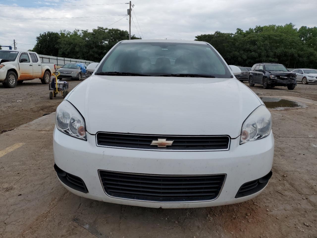 2G1WB5EK0B1303372 2011 Chevrolet Impala Lt