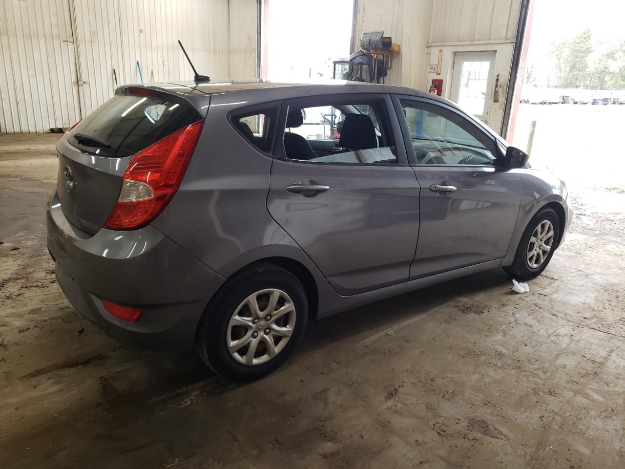 KMHCT5AE7DU131268 2013 Hyundai Accent Gls