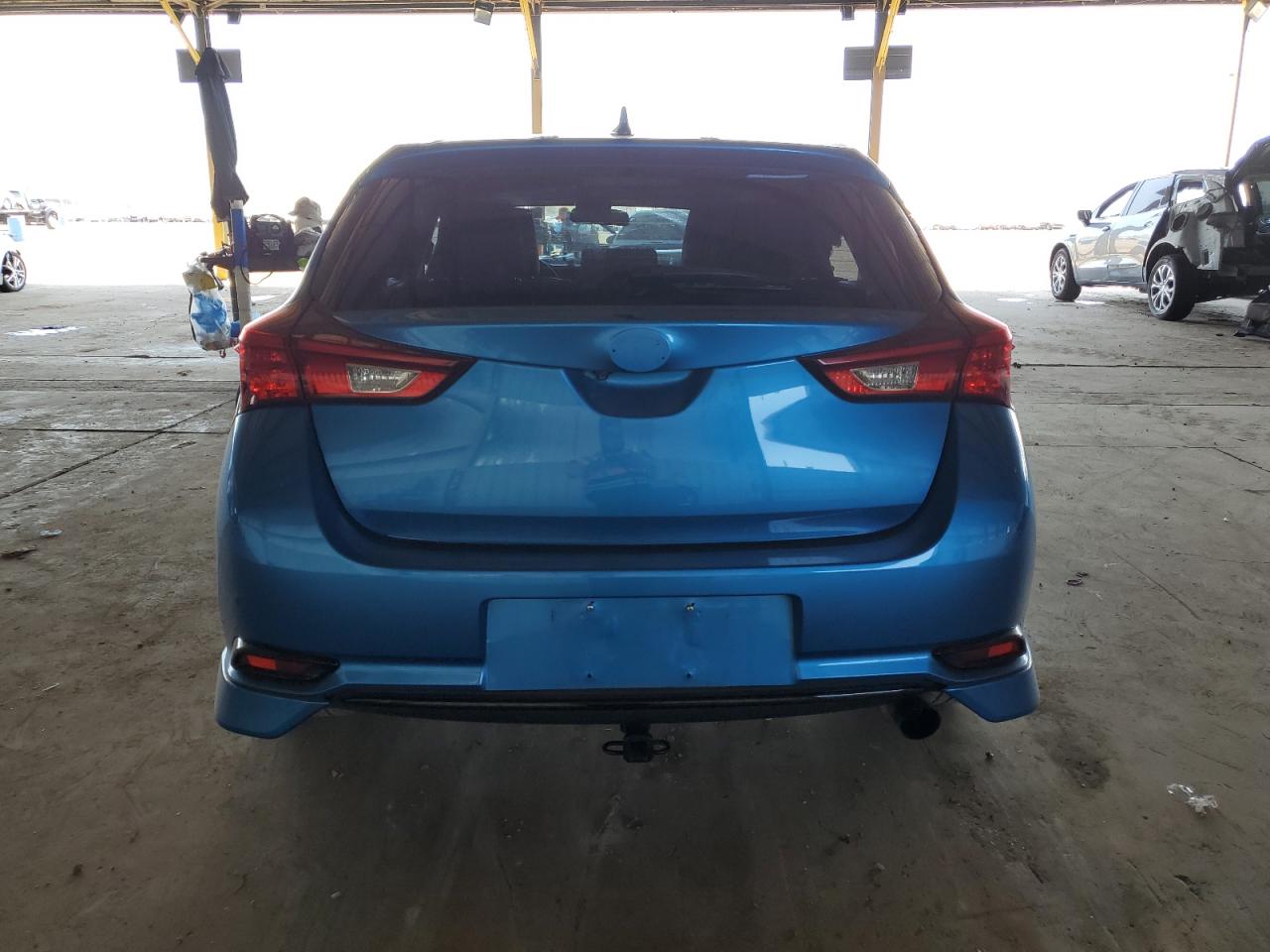 JTNKARJE2HJ543565 2017 Toyota Corolla Im