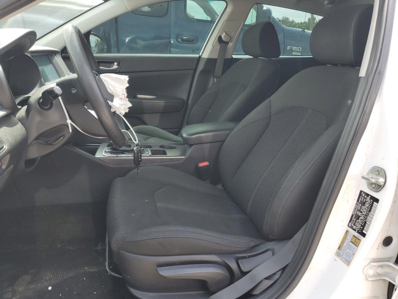 5XXGT4L3XKG301248 2019 Kia Optima Lx