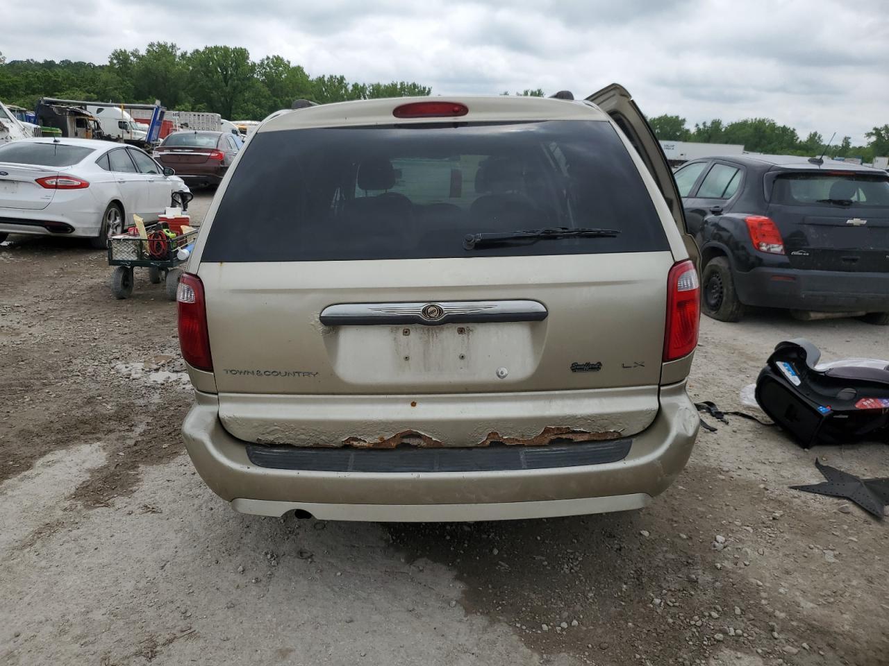 2A4GP44R07R268633 2007 Chrysler Town & Country Lx