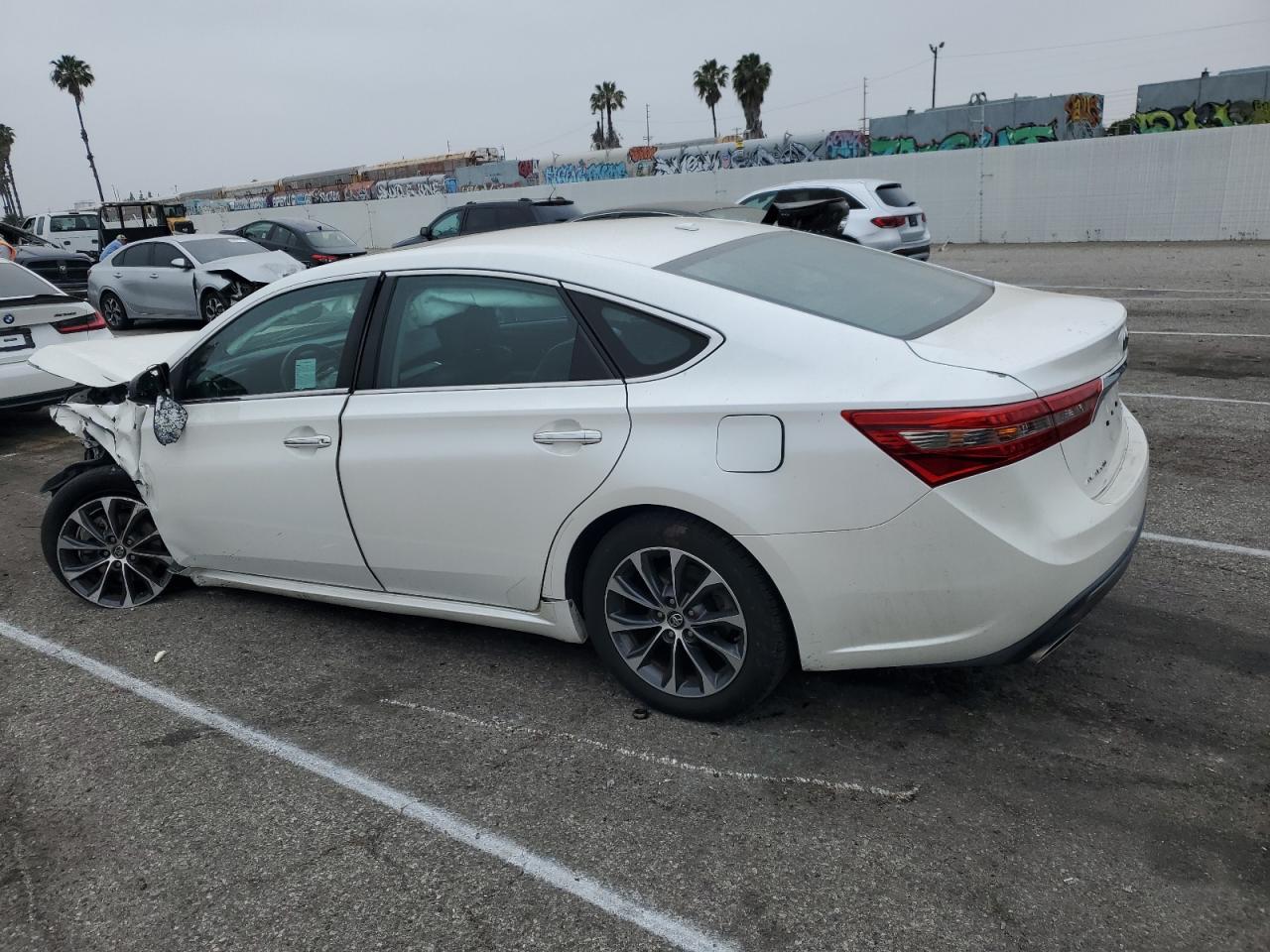 4T1BK1EB0GU239999 2016 Toyota Avalon Xle