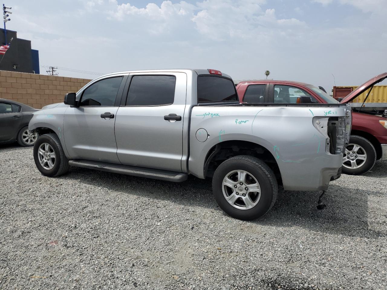 5TFEY5F16AX084121 2010 Toyota Tundra Crewmax Sr5