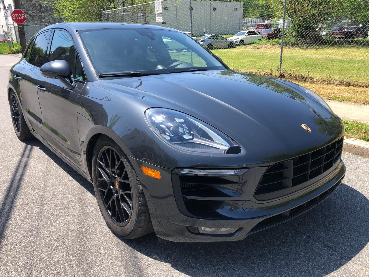 WP1AG2A59JLB60785 2018 Porsche Macan Gts