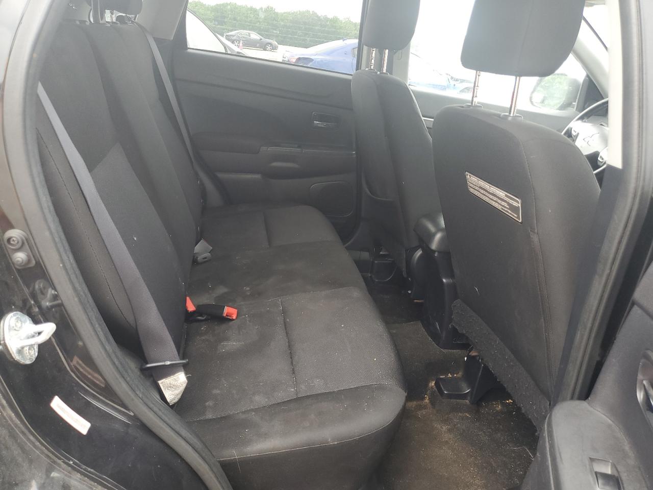 JA4AP3AU0BZ005422 2011 Mitsubishi Outlander Sport Es