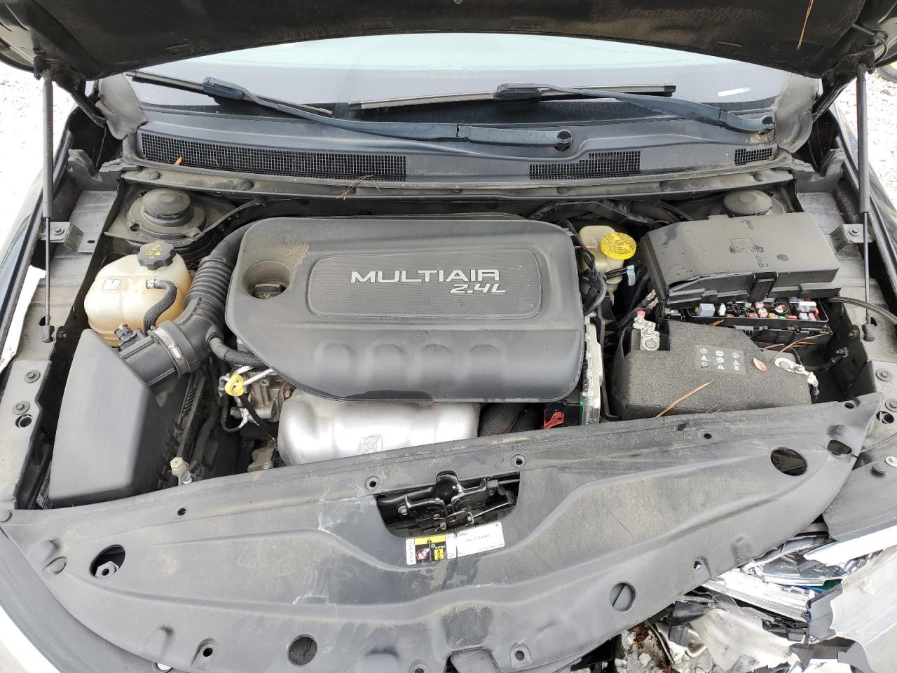 1C3CCCAB8GN191786 2016 Chrysler 200 Limited