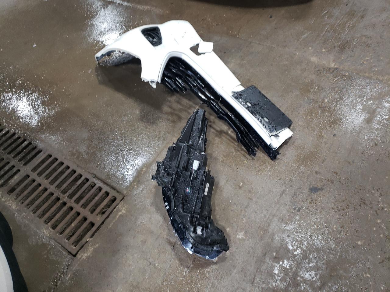 5TDGZRBH7MS533915 2021 Toyota Highlander Xle