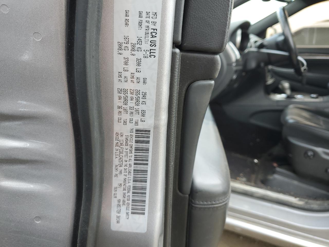 1C4RJFCG6JC425724 2018 Jeep Grand Cherokee Overland