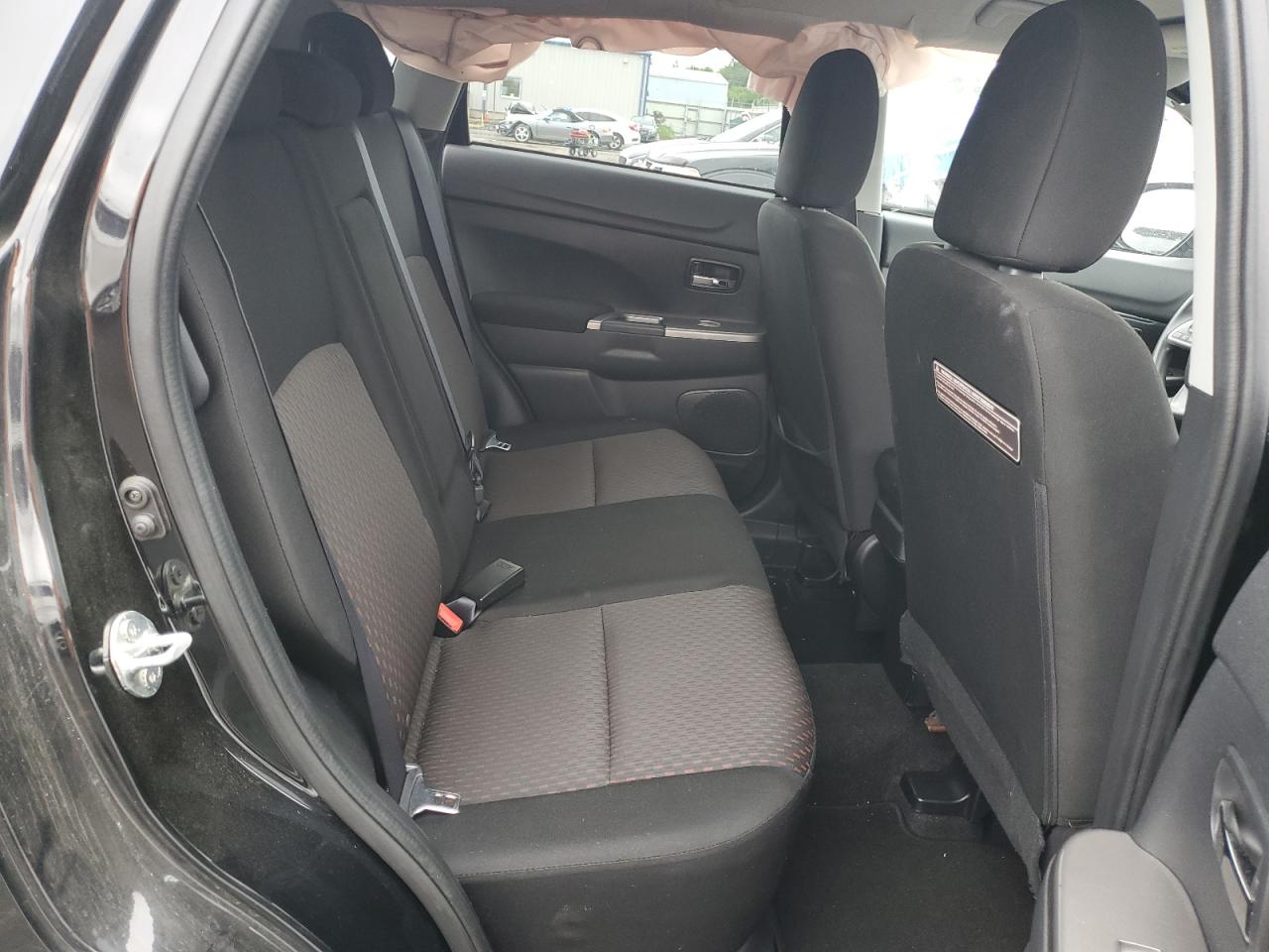 JA4AR3AU4JU024223 2018 Mitsubishi Outlander Sport Es