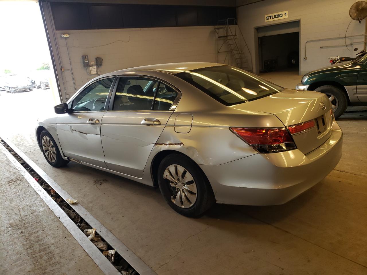 1HGCP2F3XBA070268 2011 Honda Accord Lx