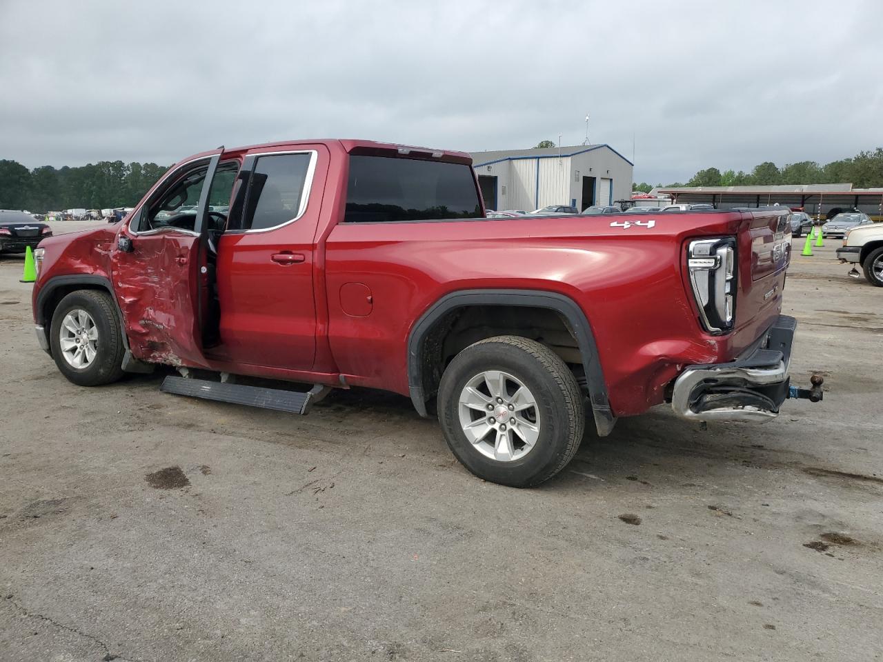 Lot #2921699501 2022 GMC SIERRA LIM