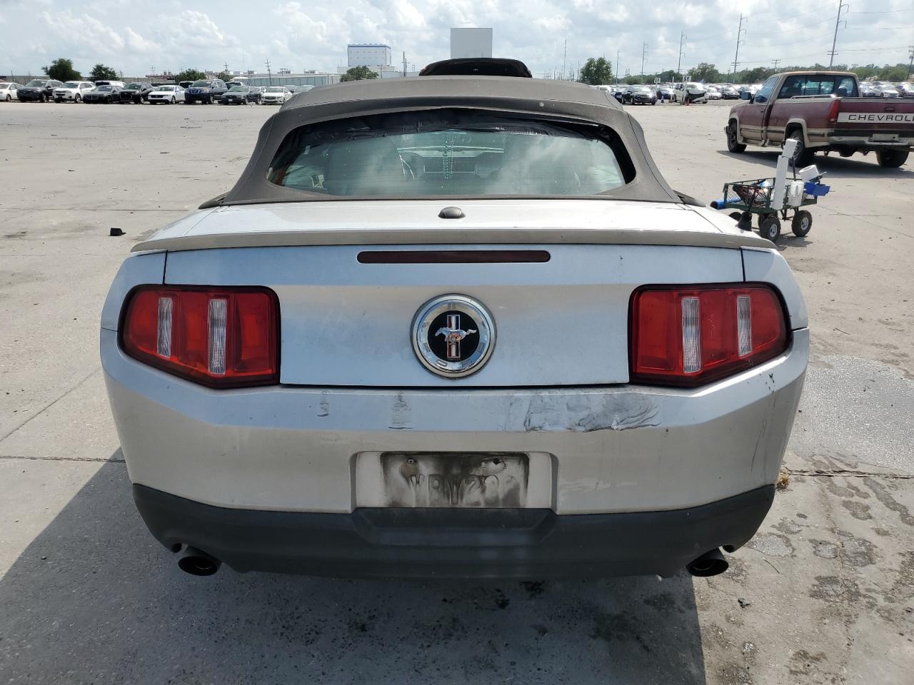 1ZVBP8EM6B5111251 2011 Ford Mustang