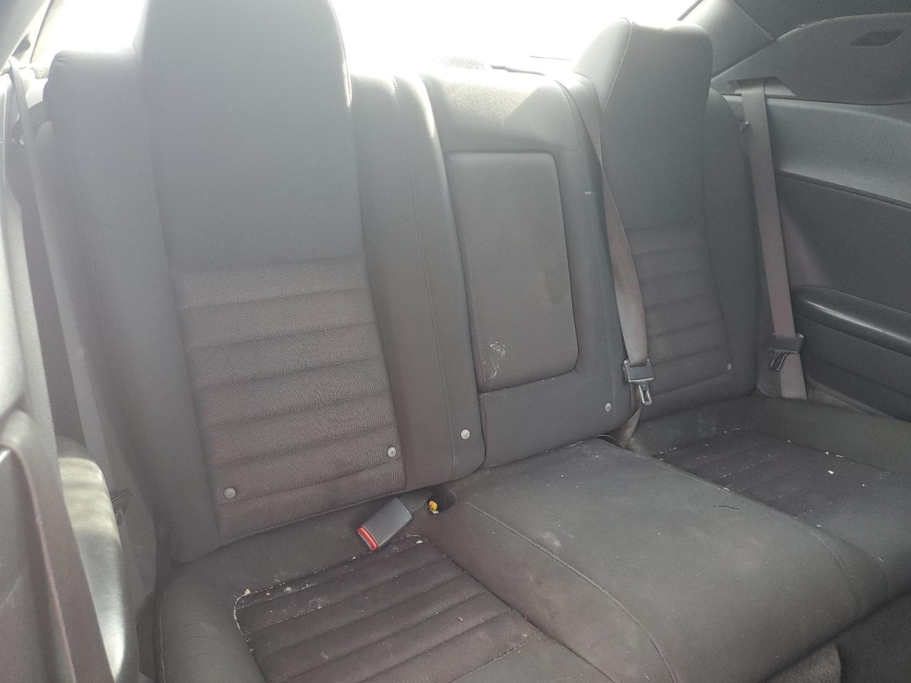 2B3LJ44V49H589510 2009 Dodge Challenger Se