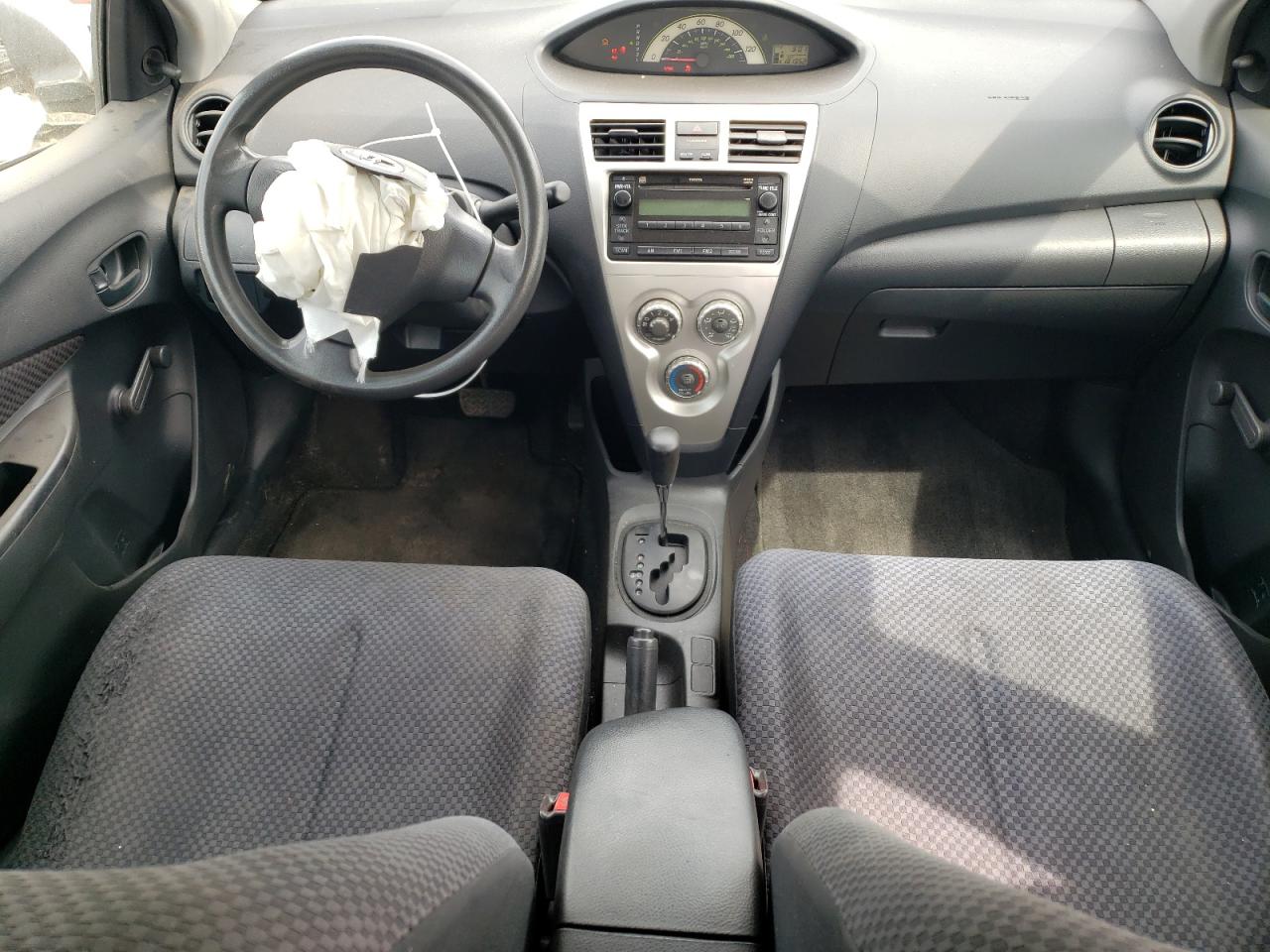 JTDBT923481284055 2008 Toyota Yaris