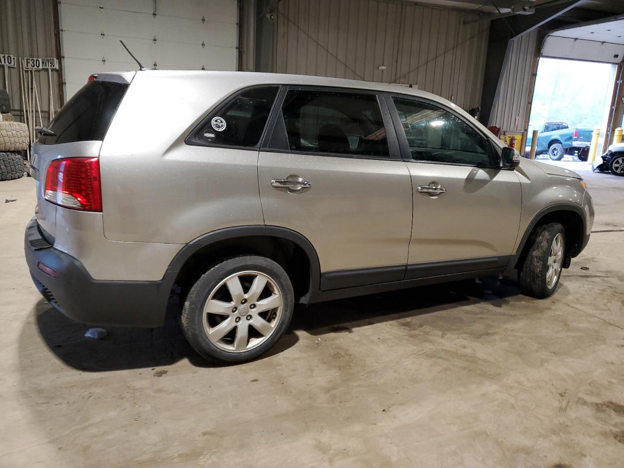 5XYKTCA62CG293905 2012 Kia Sorento Base