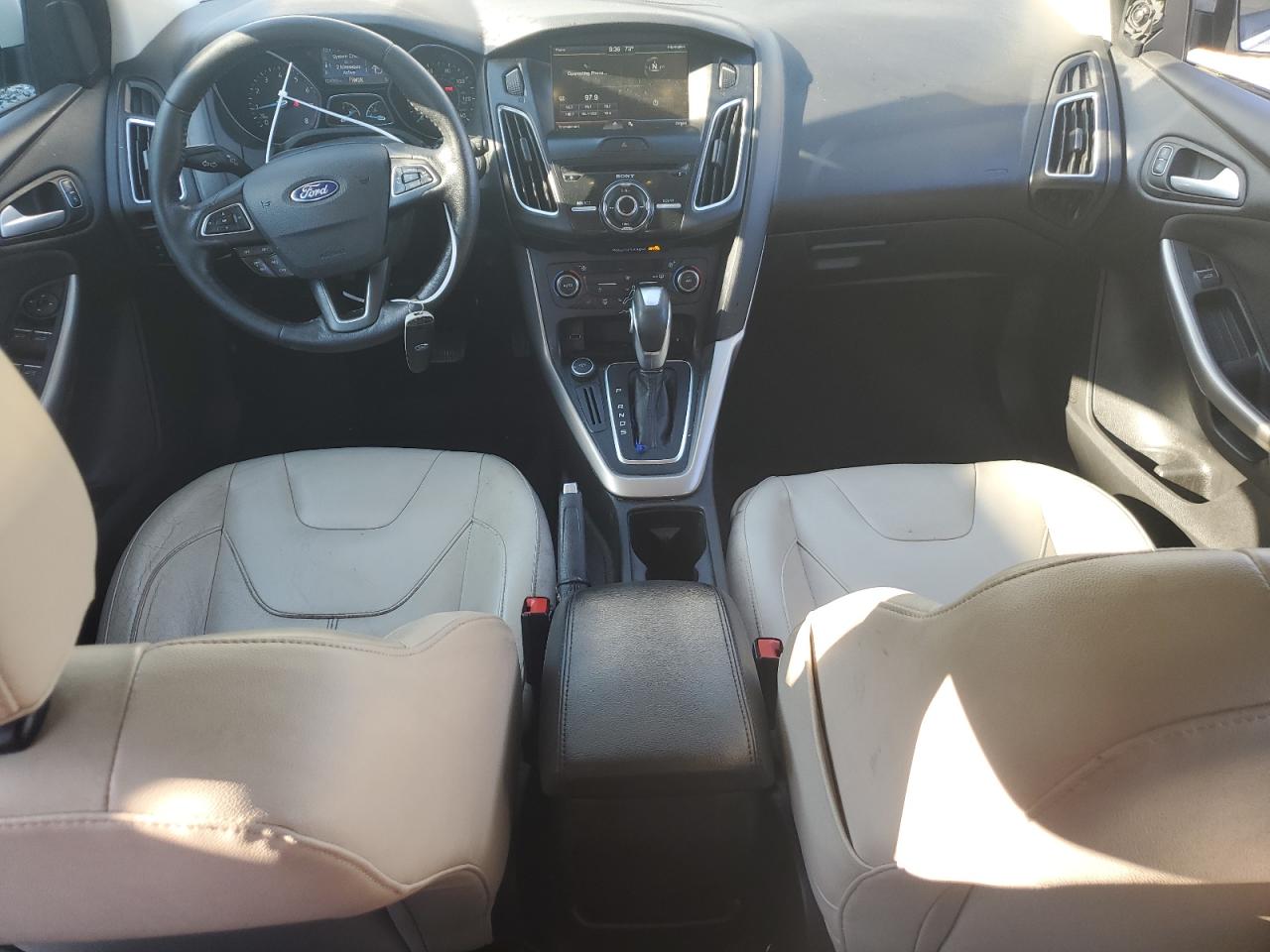 1FADP3N23FL338529 2015 Ford Focus Titanium