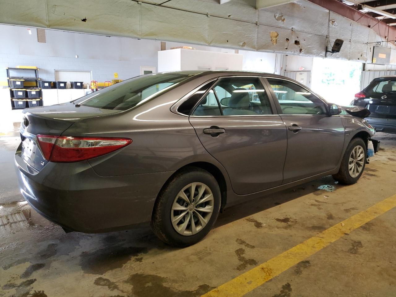 4T1BF1FK9FU085147 2015 Toyota Camry Le