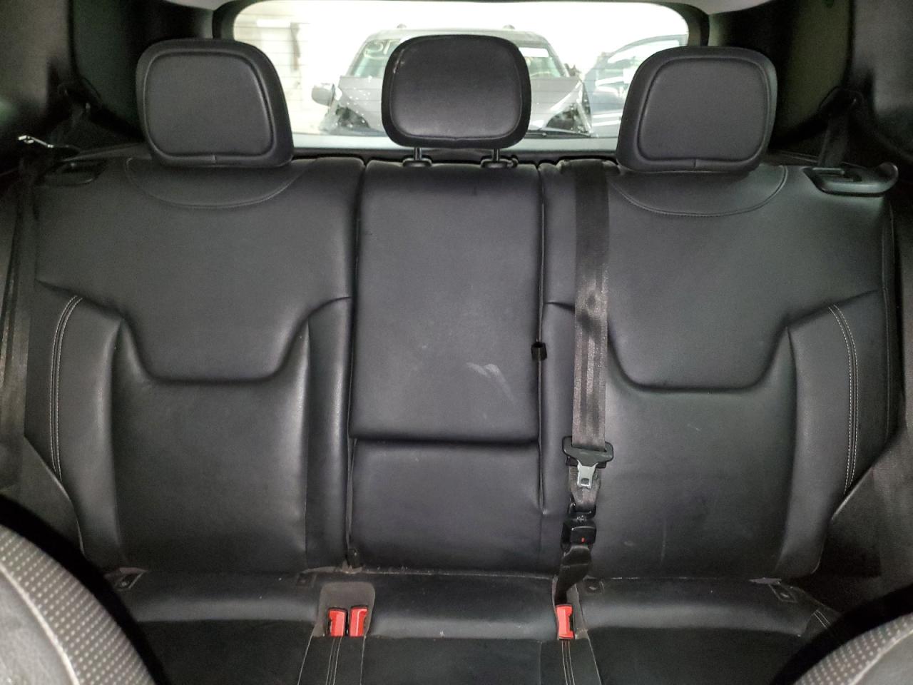 ZACCJBDTXGPE12280 2016 Jeep Renegade Limited