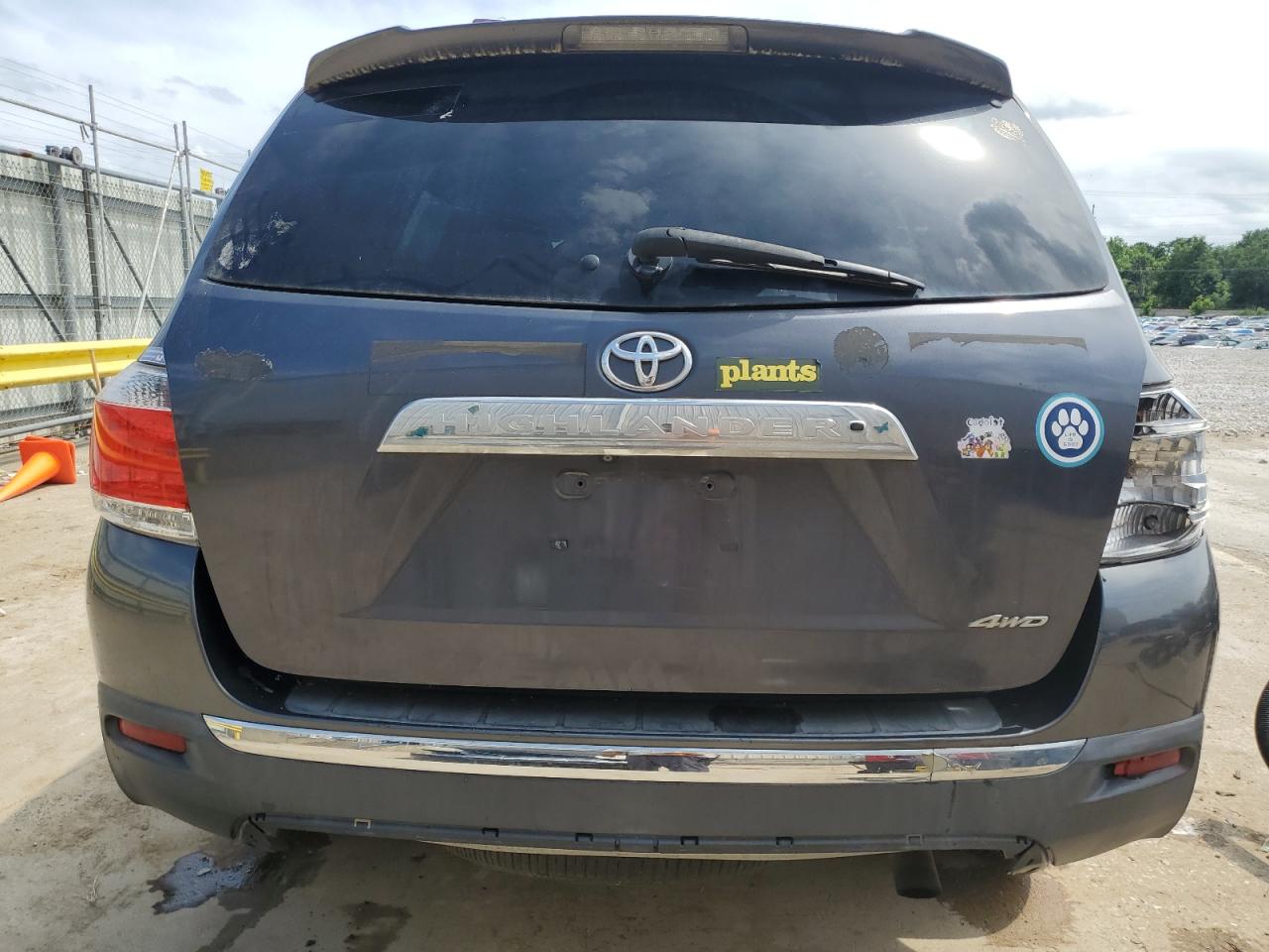 5TDBK3EHXBS081141 2011 Toyota Highlander Base