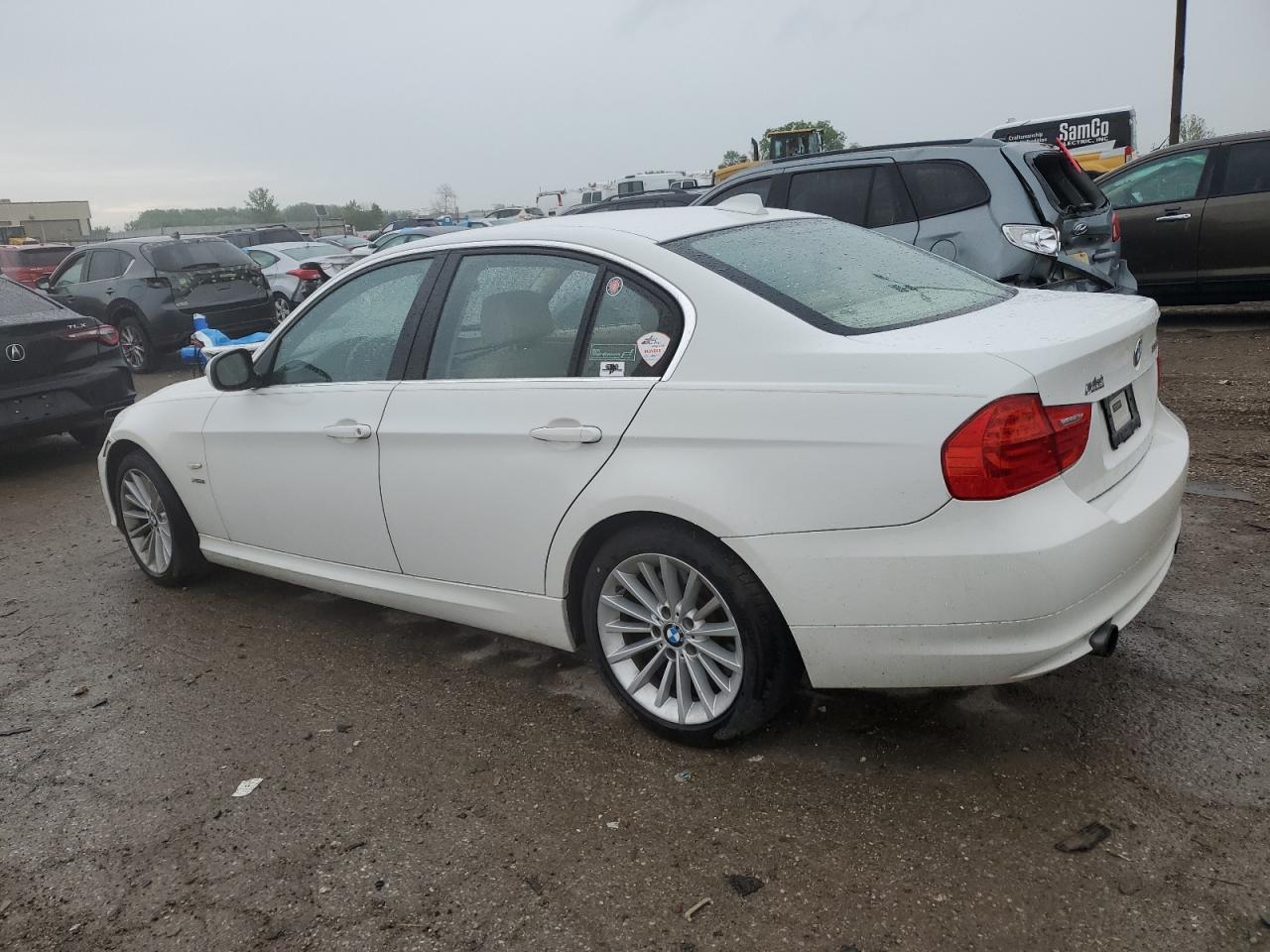 WBAPL5C53BA920516 2011 BMW 335 Xi