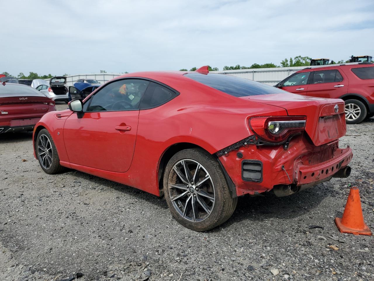 JF1ZNAA1XH9704323 2017 Toyota 86 Base