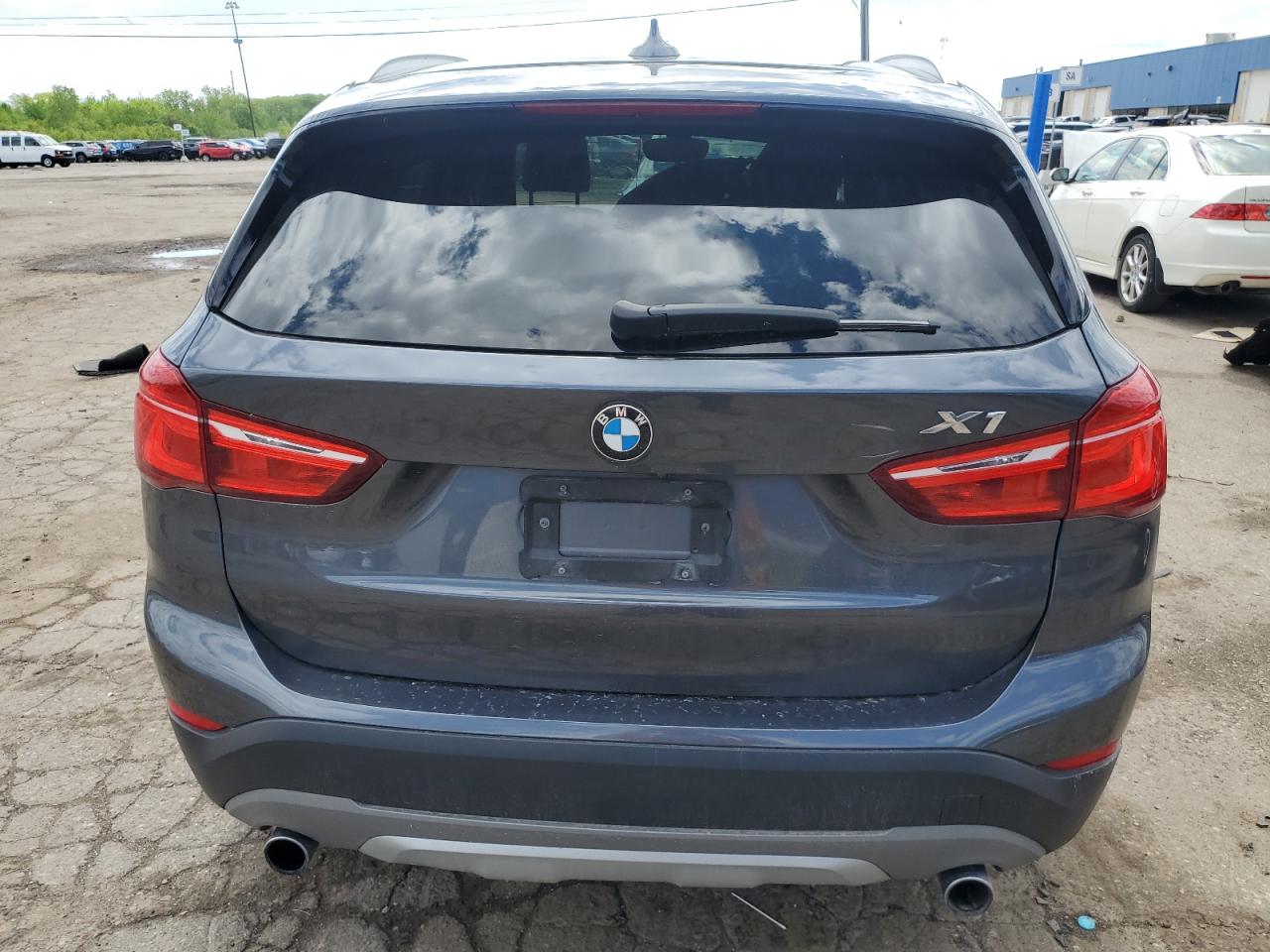 WBXHT3C35J5K21313 2018 BMW X1 xDrive28I