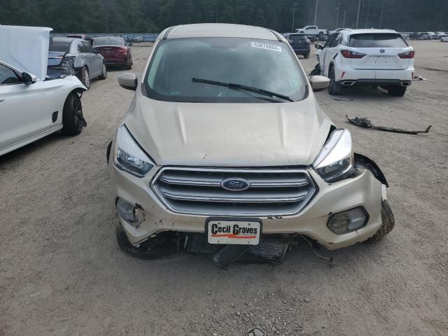 VIN 1FMCU0GD7HUB64923 2017 FORD ESCAPE no.5