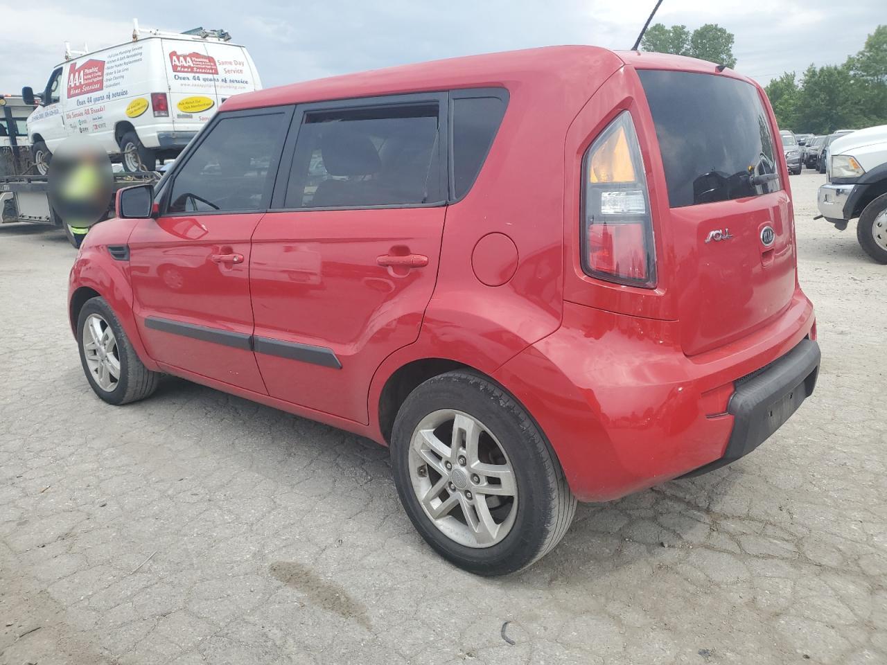 KNDJT2A28B7288304 2011 Kia Soul +