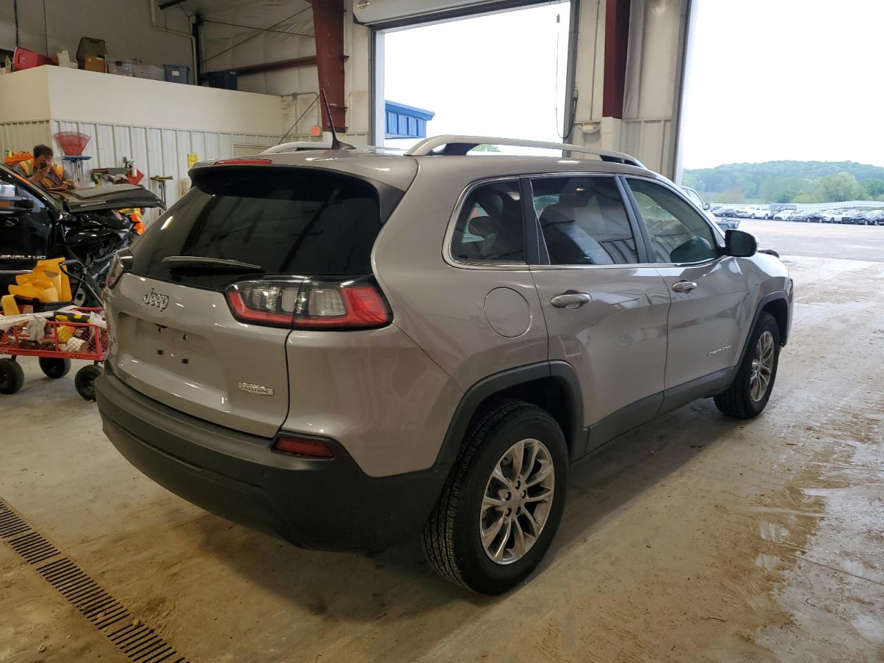 1C4PJMLB3KD236086 2019 Jeep Cherokee Latitude Plus