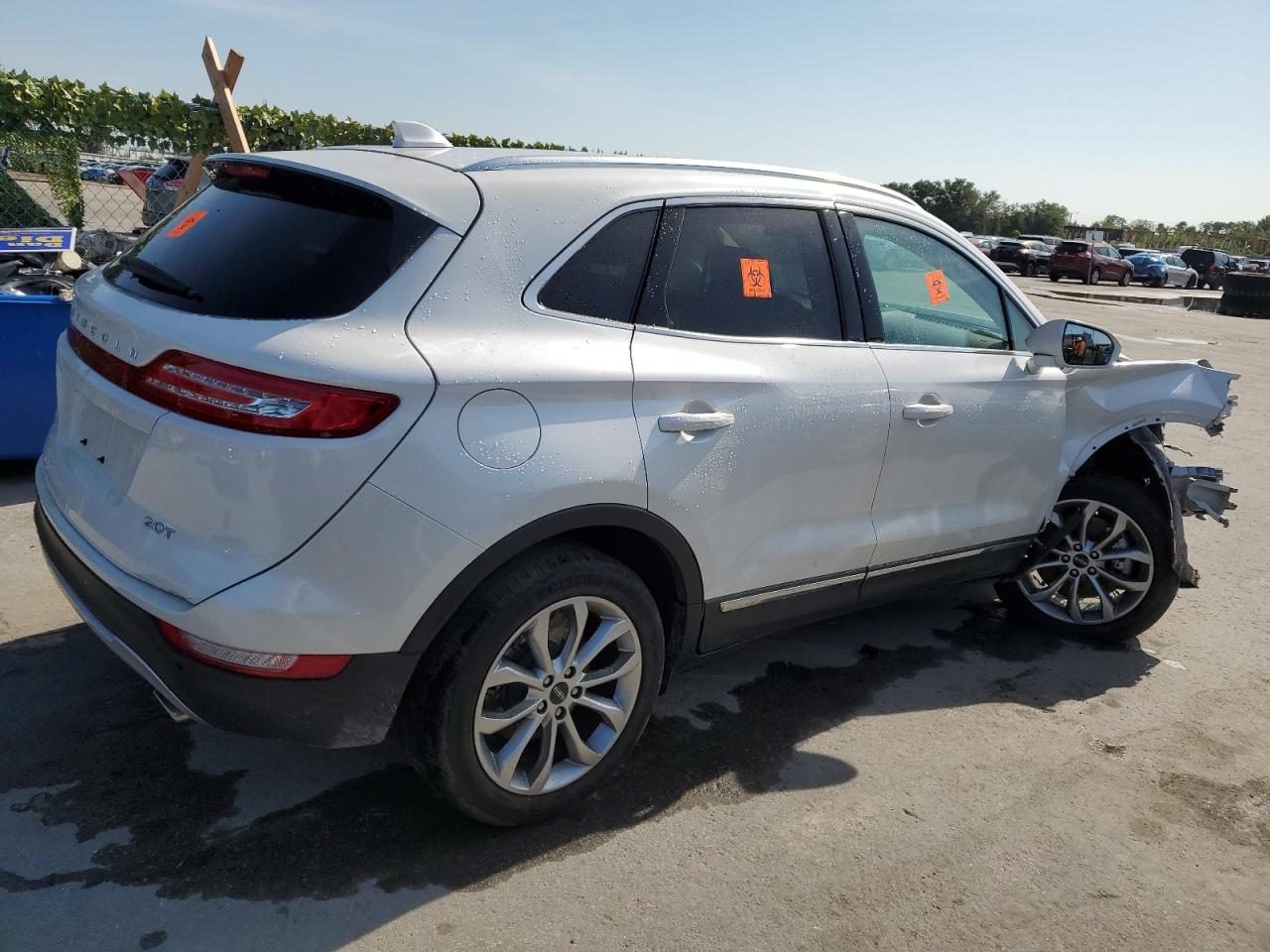 5LMCJ2C97HUL08456 2017 Lincoln Mkc Select