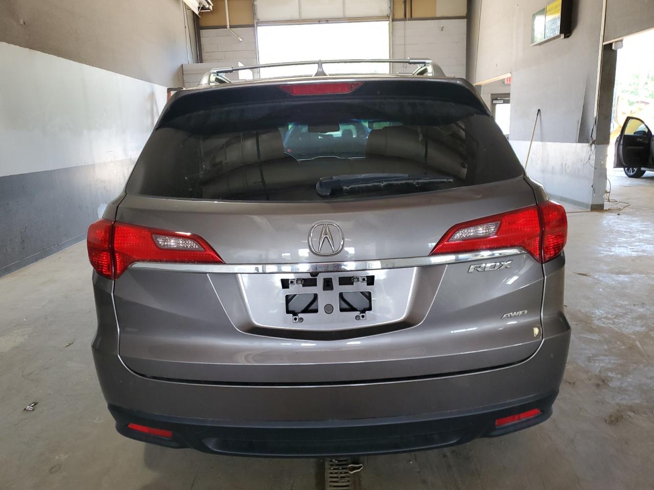 5J8TB4H31DL010572 2013 Acura Rdx