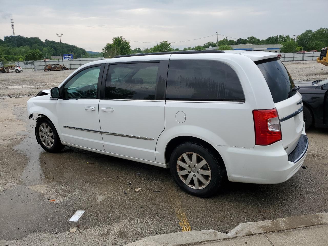 Lot #2857898908 2014 CHRYSLER TOWN & COU