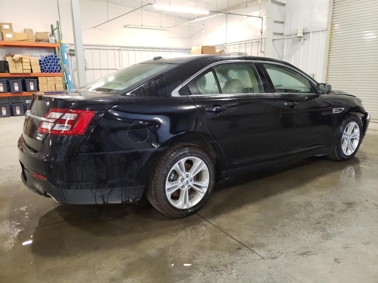 1FAHP2H87GG147413 2016 Ford Taurus Sel