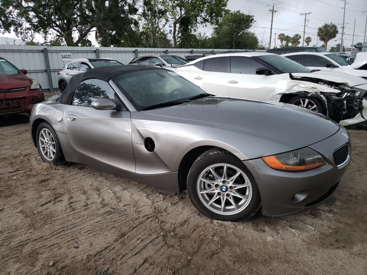 4USBT33504LS50264 2004 BMW Z4 2.5