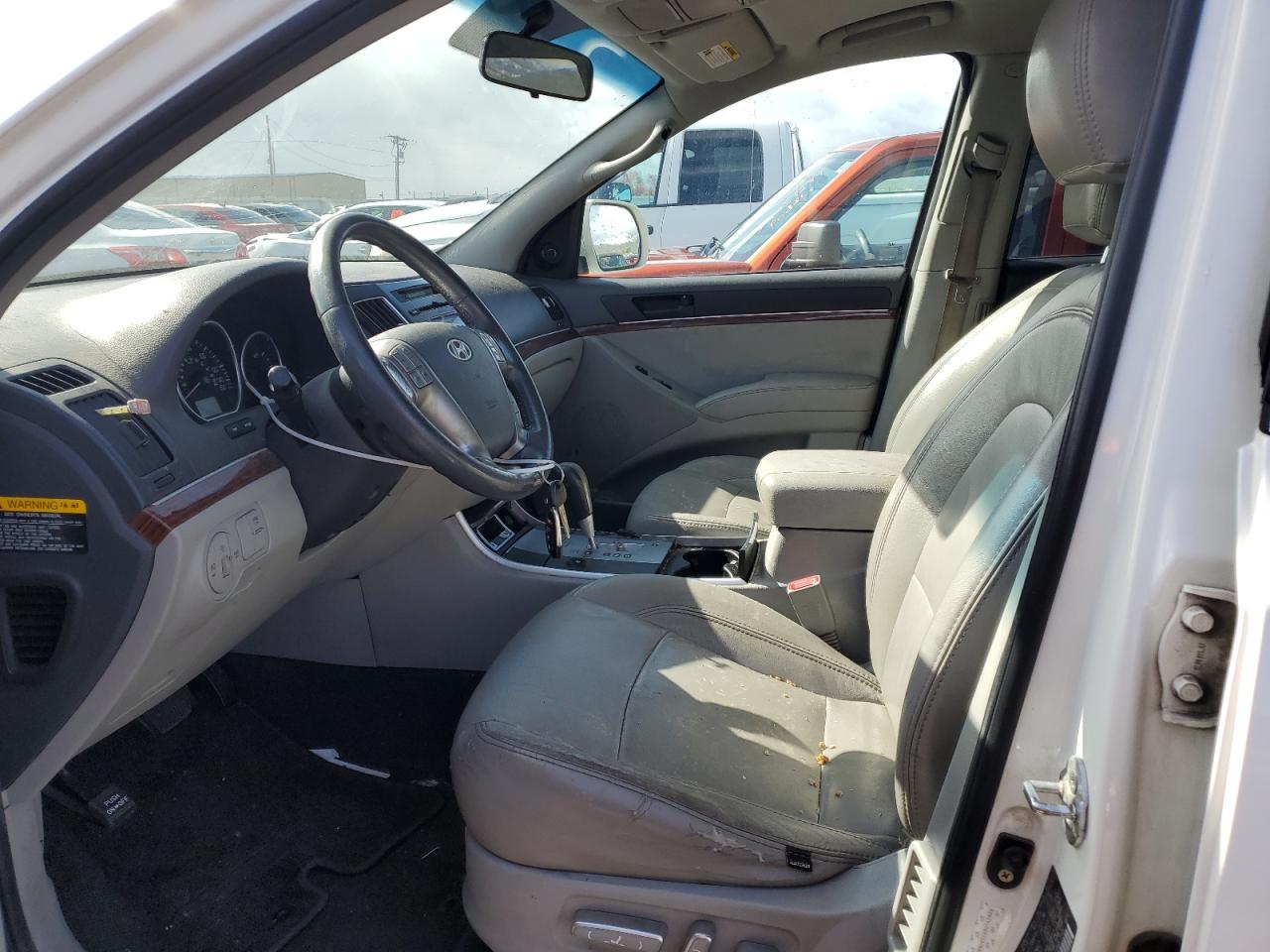 KM8NUDCCXBU142998 2011 Hyundai Veracruz Gls