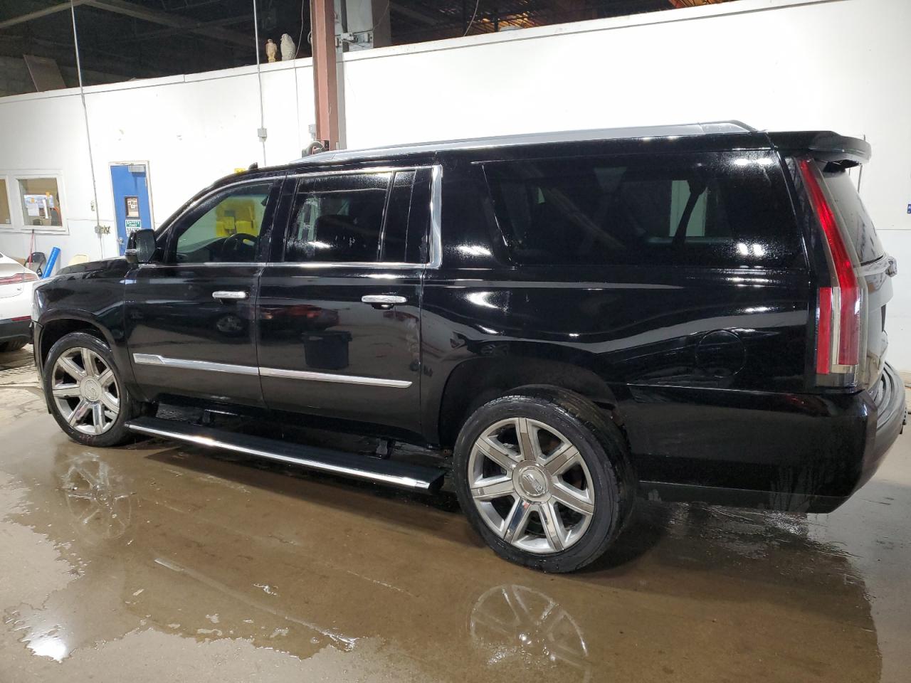 1GYS4JKJ3GR458740 2016 Cadillac Escalade Esv Premium