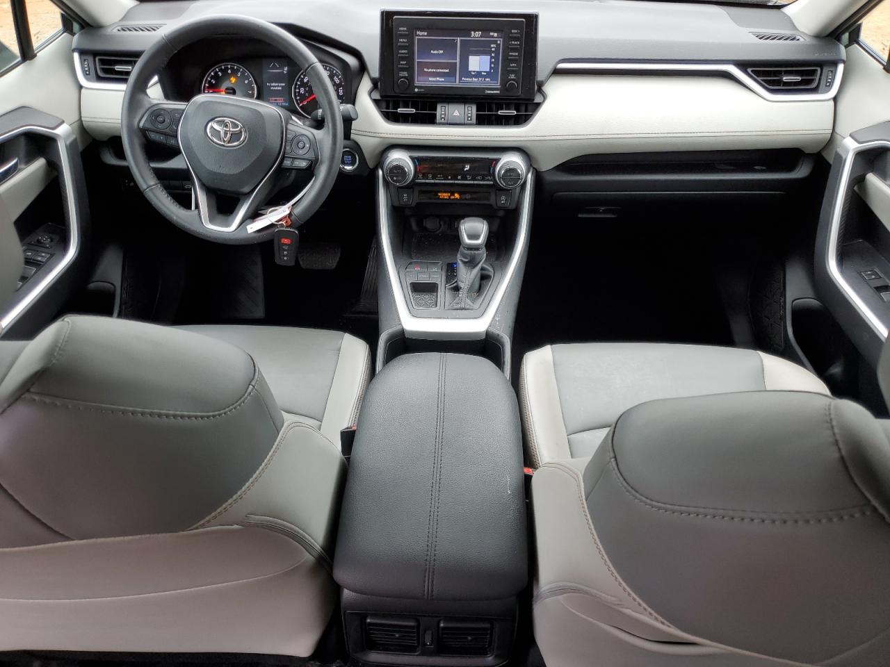 2T3C1RFVXNW209251 2022 Toyota Rav4 Xle Premium