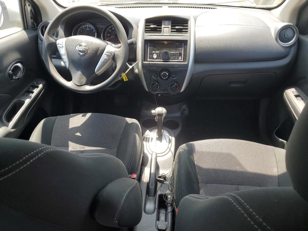 3N1CN7AP5JK402886 2018 Nissan Versa S