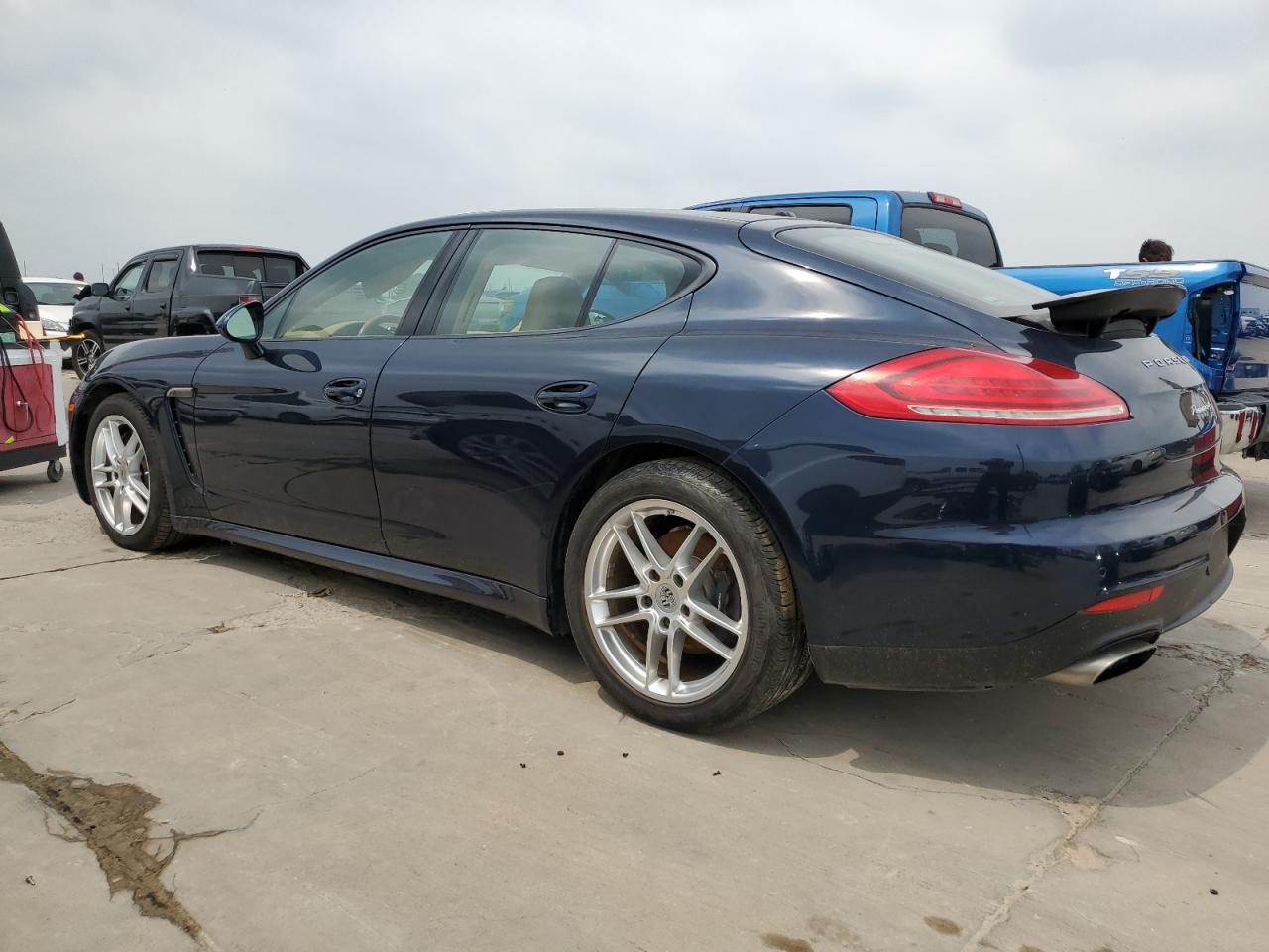 WP0AA2A70EL005200 2014 Porsche Panamera 2