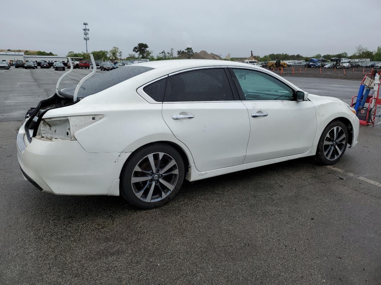 1N4AL3AP1HC118874 2017 Nissan Altima 2.5