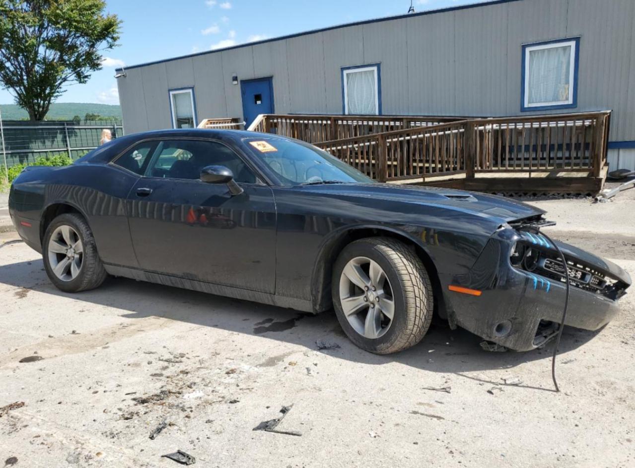 2C3CDZAG3JH317807 2018 Dodge Challenger Sxt