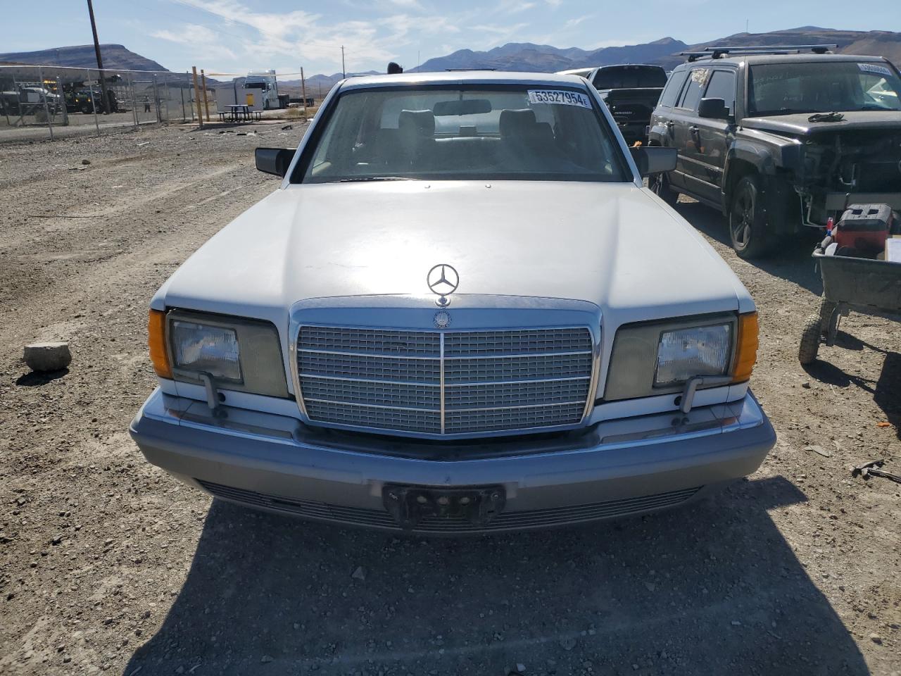 WDBCA35D5JA406521 1988 Mercedes-Benz 420 Sel