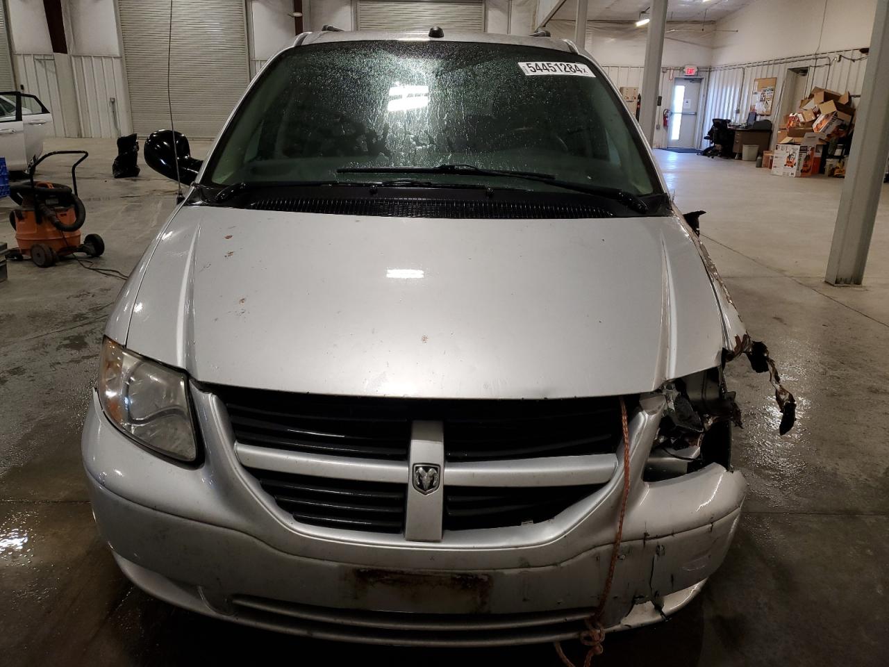 1D4GP24R25B305335 2005 Dodge Grand Caravan Se