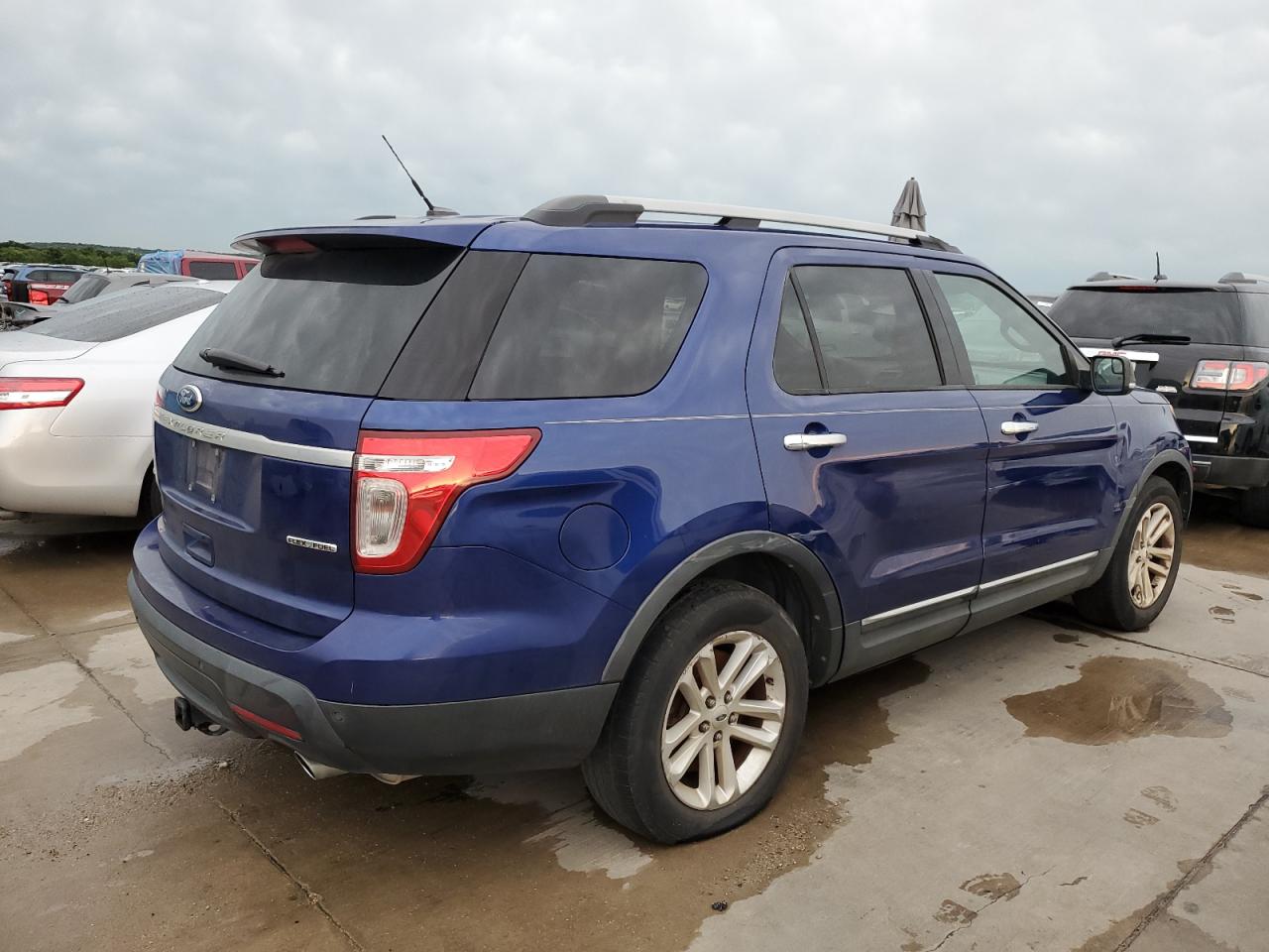 2015 Ford Explorer Xlt vin: 1FM5K7D88FGB71518