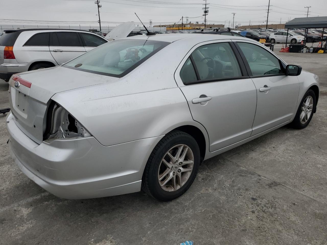 3FAHP0GA2BR298024 2011 Ford Fusion S