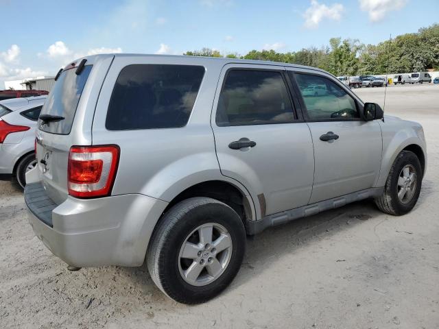 2010 Ford Escape Xls VIN: 1FMCU0C75AKA44698 Lot: 52622164