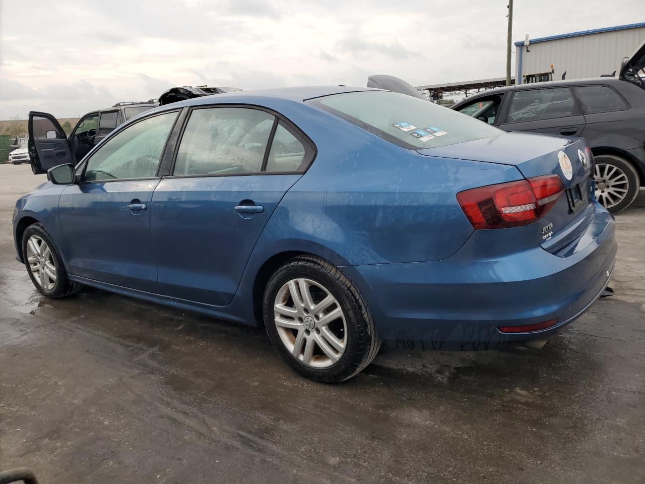 3VW2B7AJ4JM210860 2018 Volkswagen Jetta S