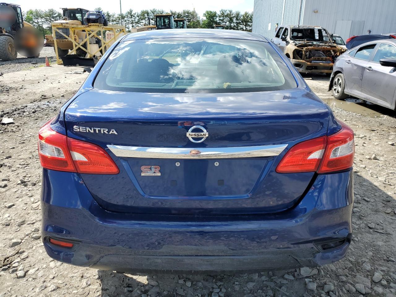 3N1AB7AP7JY329064 2018 Nissan Sentra S