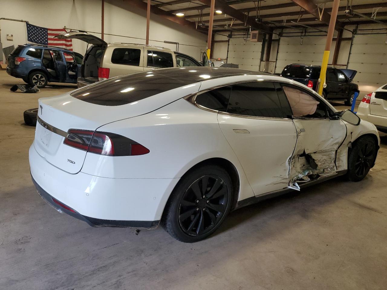 5YJSA1E25FF106153 2015 Tesla Model S