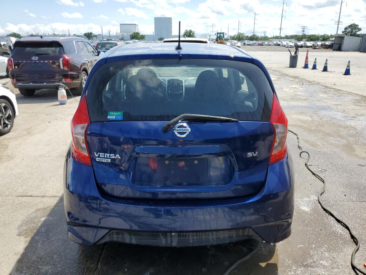 3N1CE2CP0JL352683 2018 Nissan Versa Note S